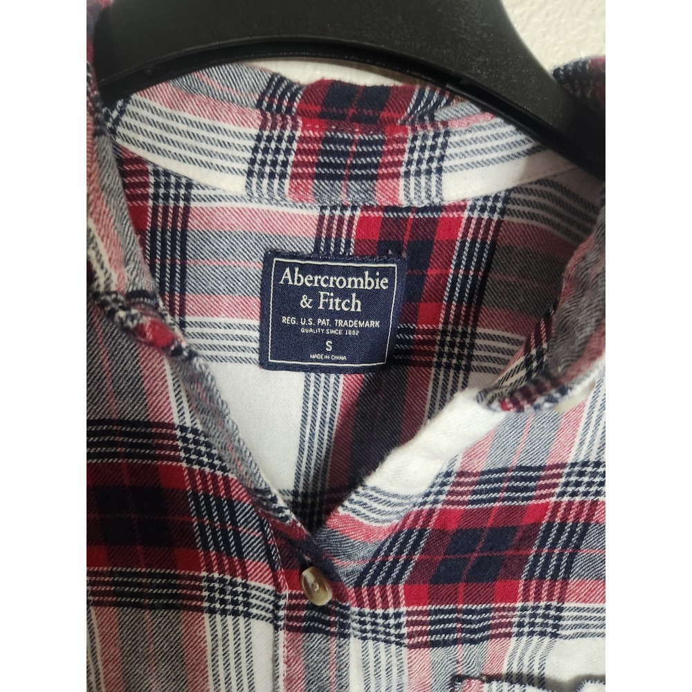 Abercrombie & Fitch Red White Blue Plaid Flannel Button Down Shirt Small Casual - Picture 4 of 8